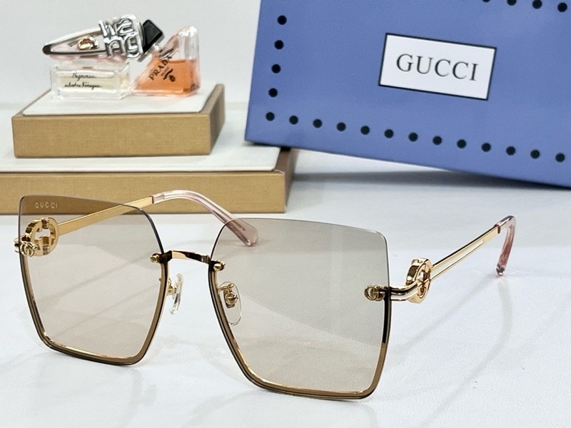 Gucci Sunglasses 5